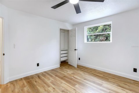 Casa en venta en Orlando, Florida, 4 dormitorios, 184.88 m2 № 2151220 - foto 29