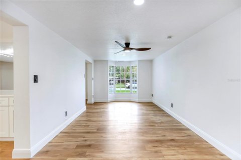 Casa en venta en Orlando, Florida, 4 dormitorios, 184.88 m2 № 2151220 - foto 10