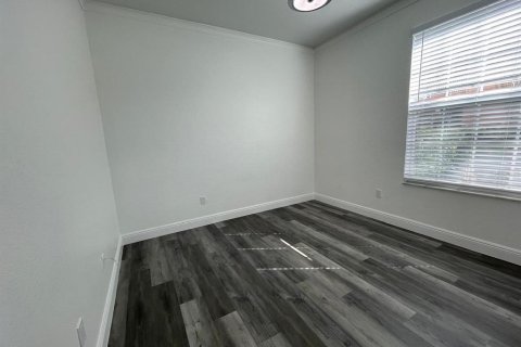 Condo in Orlando, Florida, 3 bedrooms  № 2207867 - photo 10