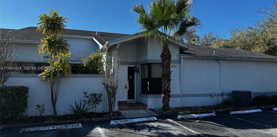 Condo à Miami, Floride, 2 chambres  № 2026294