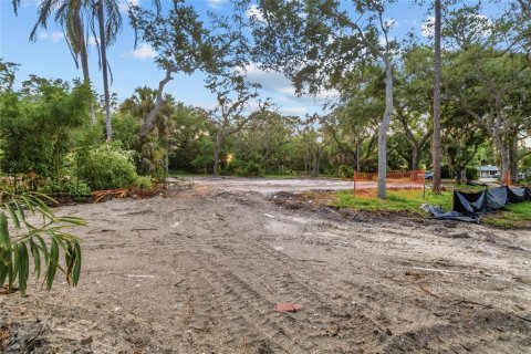 House in Seminole, Florida 6 bedrooms, 400.41 sq.m. № 2197821 - photo 16