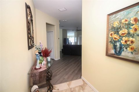 House in Wesley Chapel, Florida 2 bedrooms, 136.75 sq.m. № 1879121 - photo 8