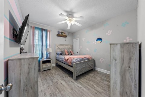 Villa ou maison à vendre à Orange Park, Floride: 4 chambres, 289.95 m2 № 2415332 - photo 29