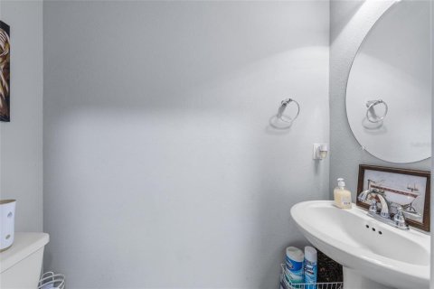 Villa ou maison à vendre à Orange Park, Floride: 4 chambres, 289.95 m2 № 2415332 - photo 19