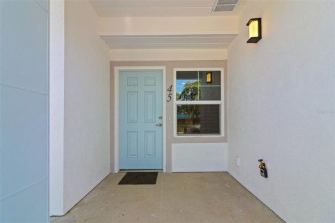 Adosado en alquiler en Ocala, Florida, 2 dormitorios, 176.51 m2 № 2198950 - foto 2