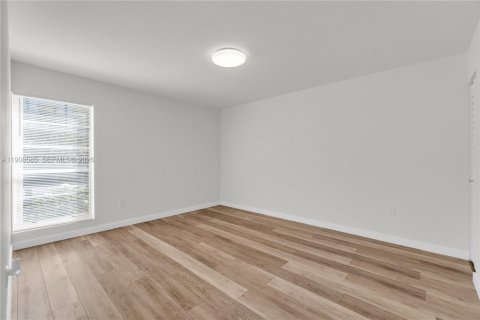 Купить кондоминиум в Майами, Флорида 2 спальни, 73.67м2, № 2272458 - фото 9