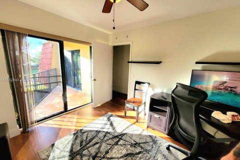 Townhouse in Boca Raton, Florida 2 bedrooms, 120.96 sq.m. № 2000673 - photo 15