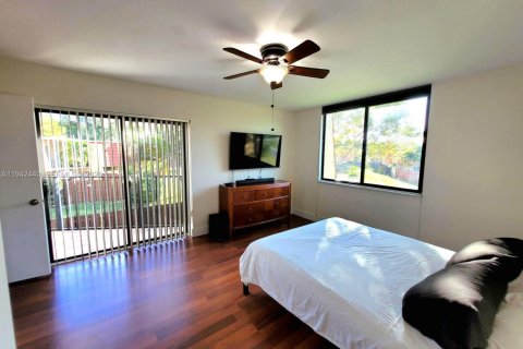 Townhouse in Boca Raton, Florida 2 bedrooms, 120.96 sq.m. № 2000673 - photo 12