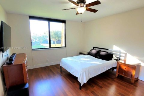 Townhouse in Boca Raton, Florida 2 bedrooms, 120.96 sq.m. № 2000673 - photo 11