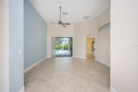 Casa en venta en Port Charlotte, Florida, 4 dormitorios, 219.99 m2 № 1903191 - foto 21