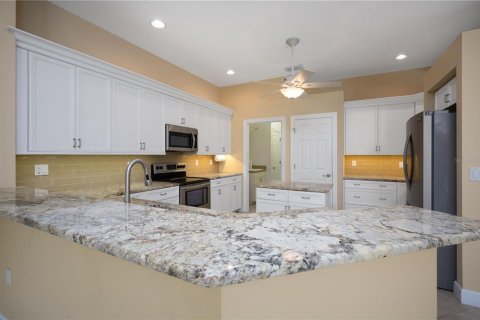 Casa en venta en Port Charlotte, Florida, 4 dormitorios, 219.99 m2 № 1903191 - foto 14