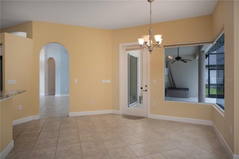 Casa en venta en Port Charlotte, Florida, 4 dormitorios, 219.99 m2 № 1903191 - foto 11