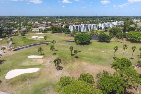 Condo in Lake Worth, Florida, 2 bedrooms  № 1998467 - photo 29