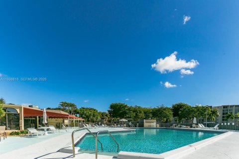 Condo in Lake Worth, Florida, 2 bedrooms  № 1998467 - photo 23