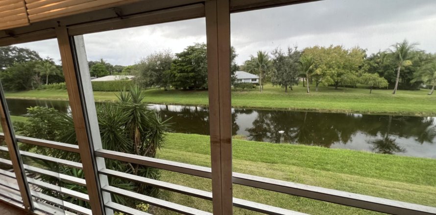 Condominio en Palm Beach Gardens, Florida, 2 dormitorios № 1189559