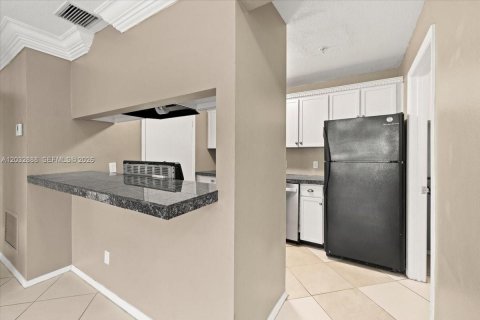 Copropriété à louer à Boynton Beach, Floride: 2 chambres, 70.42 m2 № 2086014 - photo 9
