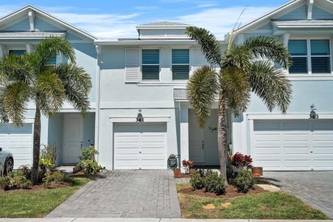 Adosado en Stuart, Florida 3 dormitorios, 137.03 m2 № 2077853
