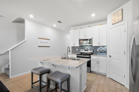Adosado en venta en Stuart, Florida, 3 dormitorios, 137.03 m2 № 2077853 - foto 12