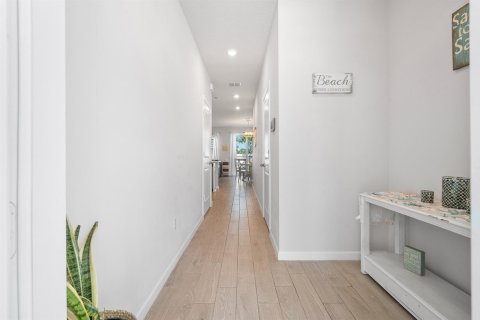 Adosado en venta en Stuart, Florida, 3 dormitorios, 137.03 m2 № 2077853 - foto 4
