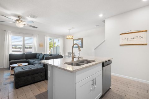 Adosado en venta en Stuart, Florida, 3 dormitorios, 137.03 m2 № 2077853 - foto 9