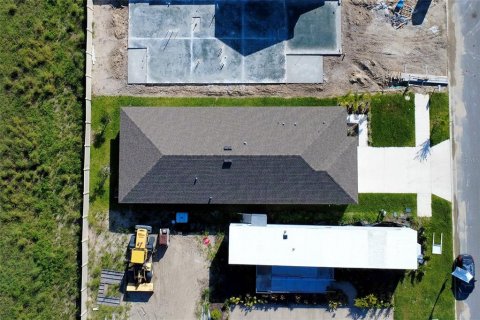 House in Haines City, Florida 3 bedrooms, 156.08 sq.m. № 1877273 - photo 4