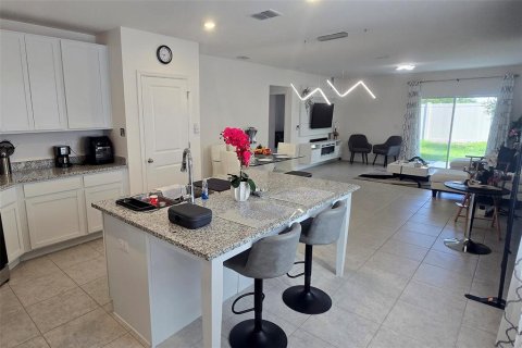 House in Haines City, Florida 3 bedrooms, 156.08 sq.m. № 1877273 - photo 22