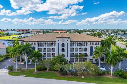 Condo à Punta Gorda, Floride, 3 chambres № 2419725