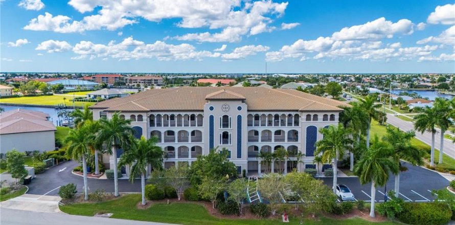 Condo à Punta Gorda, Floride, 3 chambres № 2419725