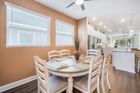 House in Apollo Beach, Florida 3 bedrooms, 163.6 sq.m. № 1529935 - photo 11