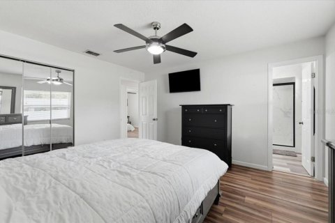 House in Lakeland, Florida 3 bedrooms, 134.43 sq.m. № 2199939 - photo 19