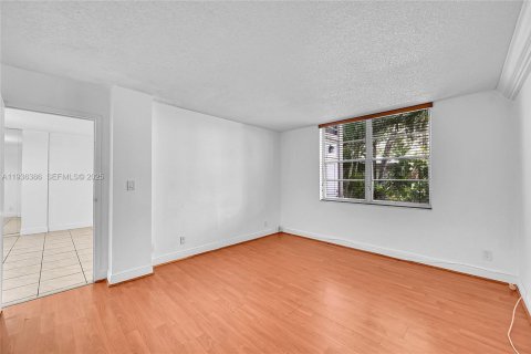 Copropriété à vendre à Lauderdale Lakes, Floride: 2 chambres, 89.19 m2 № 1994273 - photo 13