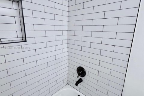 Casa en venta en Coral Springs, Florida, 2 dormitorios, 92.9 m2 № 1993345 - foto 18