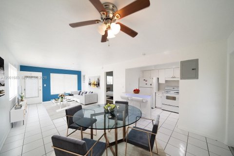 Commercial property in Margate, Florida № 2074975 - photo 13
