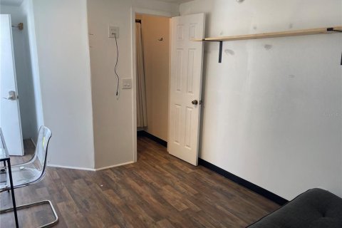 Propiedad comercial en alquiler en Clearwater, Florida, 23.23 m2 № 1912922 - foto 11