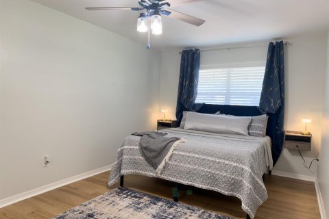 Villa ou maison à vendre à Fruitland Park, Floride: 4 chambres, 261.33 m2 № 2139739 - photo 12