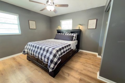 Villa ou maison à vendre à Fruitland Park, Floride: 4 chambres, 261.33 m2 № 2139739 - photo 27
