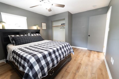 Villa ou maison à vendre à Fruitland Park, Floride: 4 chambres, 261.33 m2 № 2139739 - photo 28