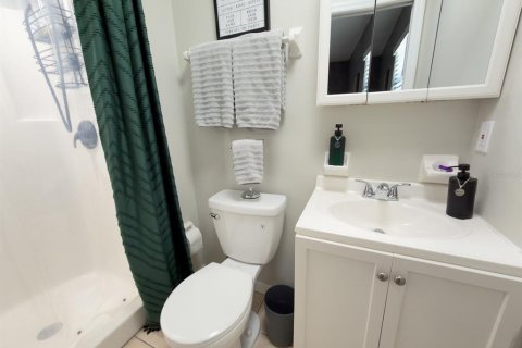 Villa ou maison à vendre à Fruitland Park, Floride: 4 chambres, 261.33 m2 № 2139739 - photo 29