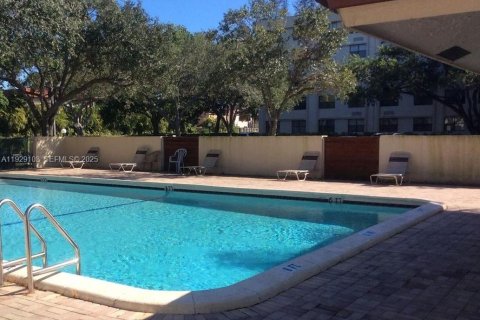 Condo in Coral Springs, Florida, 1 bedroom  № 2078886 - photo 3