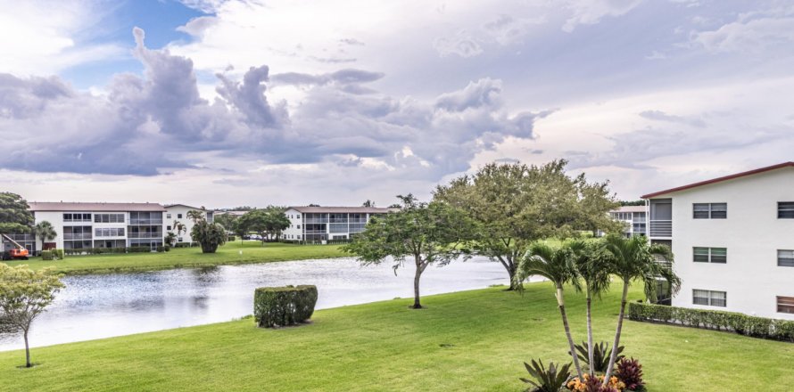 Condominio en Boca Raton, Florida, 1 dormitorio  № 1208222