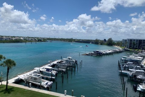 Condo in Jupiter, Florida, 2 bedrooms  № 2082140 - photo 29