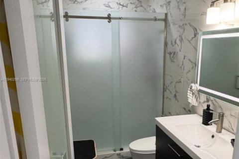 Casa en venta en Homestead, Florida, 3 dormitorios, 106.65 m2 № 2000267 - foto 11