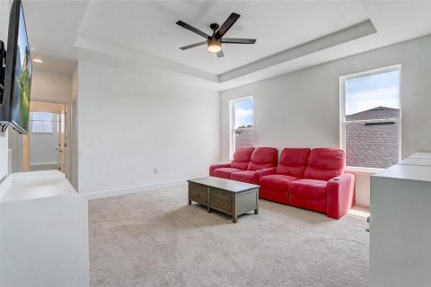 House in Winter Garden, Florida 5 bedrooms, 341.14 sq.m. № 1687125 - photo 27