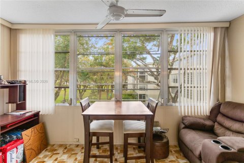 Condominio en venta en Lauderdale Lakes, Florida, 1 dormitorio, 65.5 m2 № 2088893 - foto 15