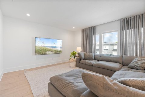 Casa en venta en Winter Garden, Florida, 5 dormitorios, 322.37 m2 № 1911831 - foto 19