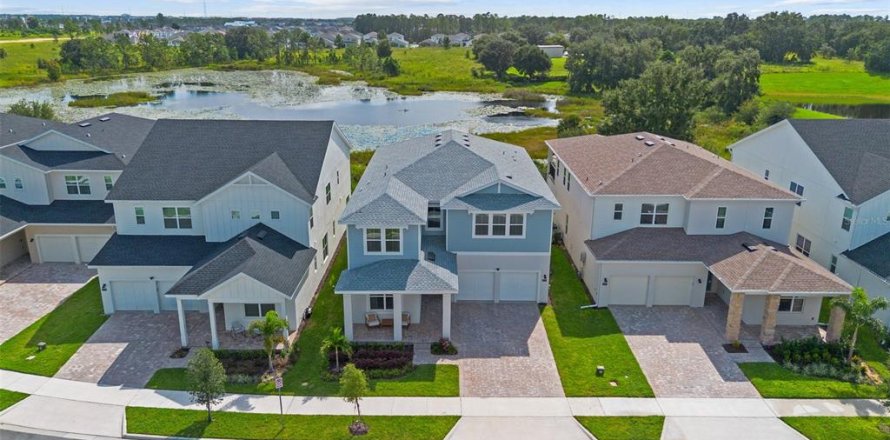House in Winter Garden, Florida 5 bedrooms, 322.37 sq.m. № 1911831
