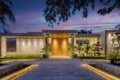 Casa en venta en Pinecrest, Florida, 7 dormitorios, 1045.43 m2 № 2334562 - foto 2