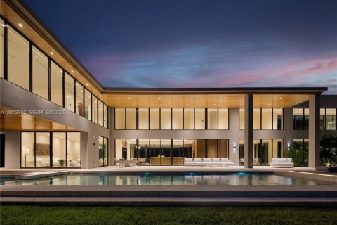 Casa en venta en Pinecrest, Florida, 7 dormitorios, 1045.43 m2 № 2334562 - foto 28
