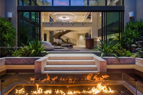 Casa en venta en Pinecrest, Florida, 7 dormitorios, 1045.43 m2 № 2334562 - foto 5