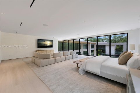 Casa en venta en Pinecrest, Florida, 7 dormitorios, 1045.43 m2 № 2334562 - foto 19